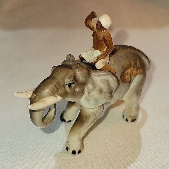 BONE CHINA INDIAN ELEPHANT AND RIDER - Picture 4 of 9